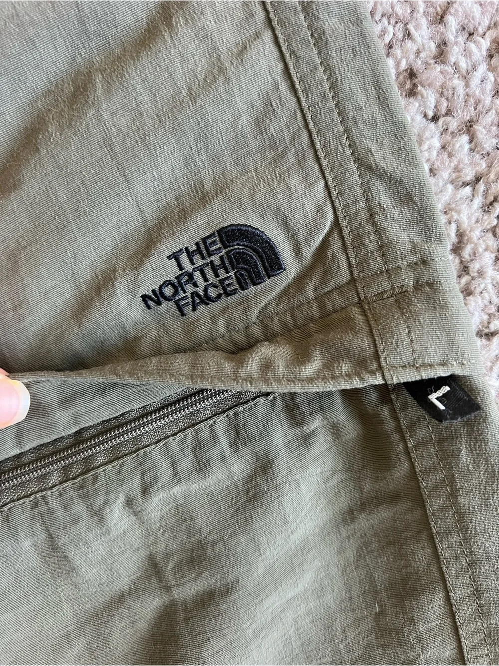 The North Face Men's Cargo Convertible Hiking Pants size M